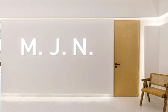 M·J·N服装办公室装修设计 / 950㎡